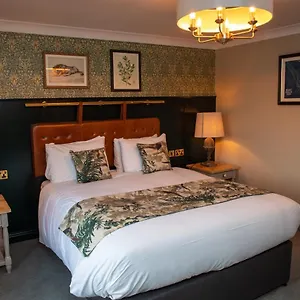 Hotel The Red Lion By Chef & Brewer Collection